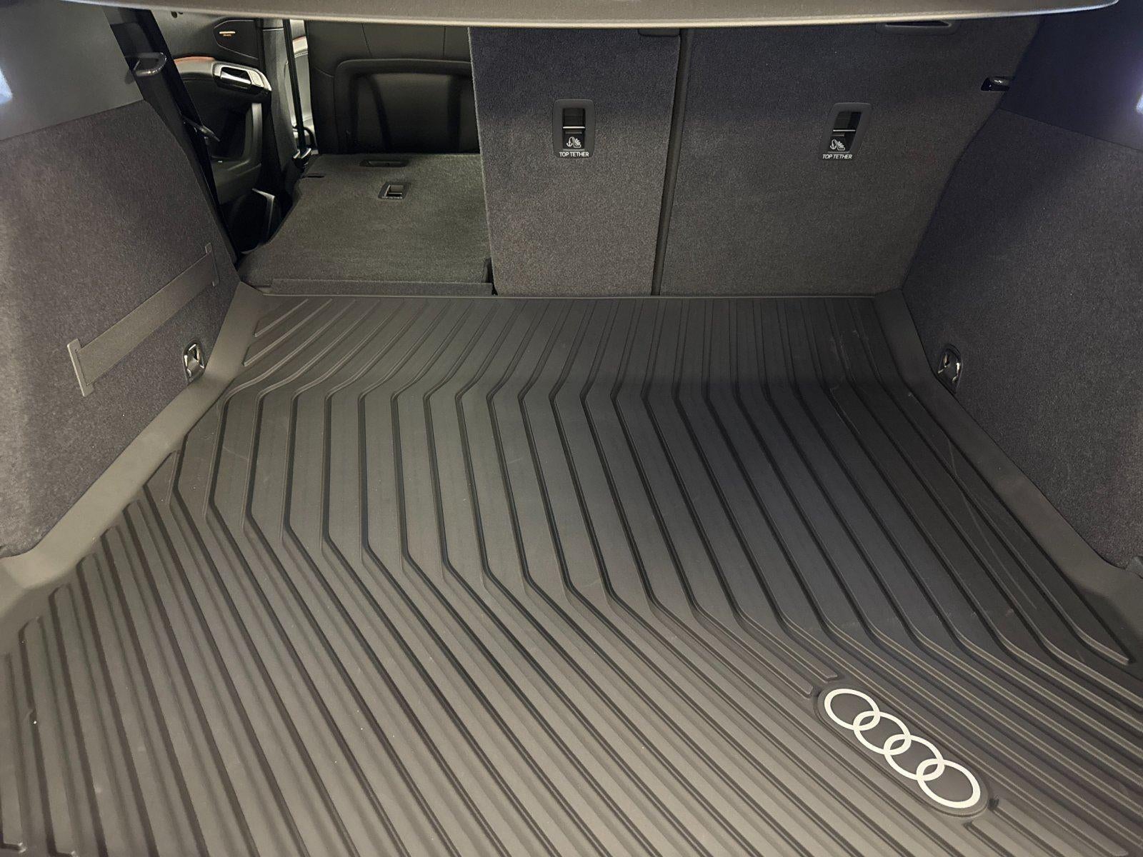 2027 Audi Q6 e-tron Prestige