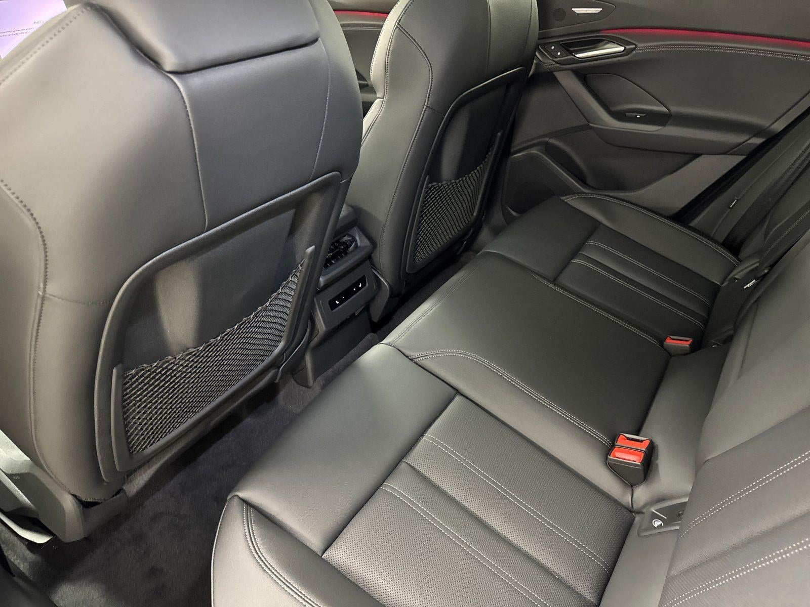 2027 Audi Q6 e-tron Prestige