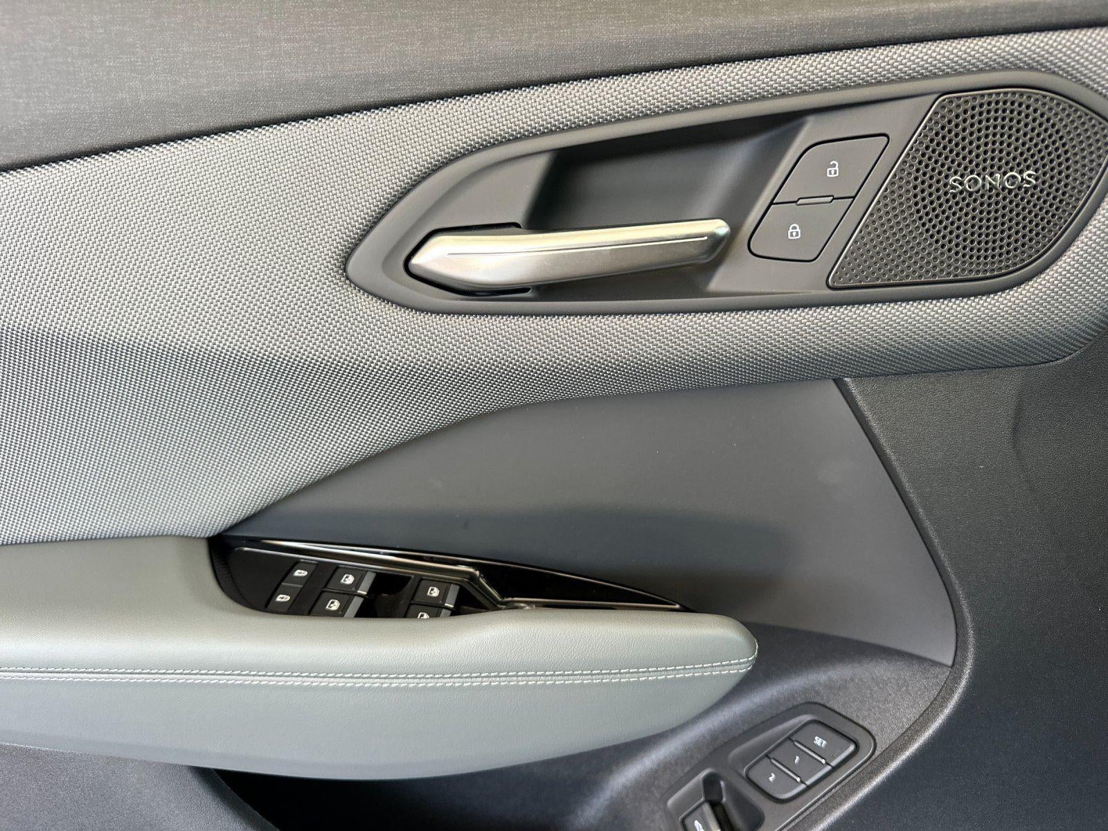 2026 Audi Q3 S line