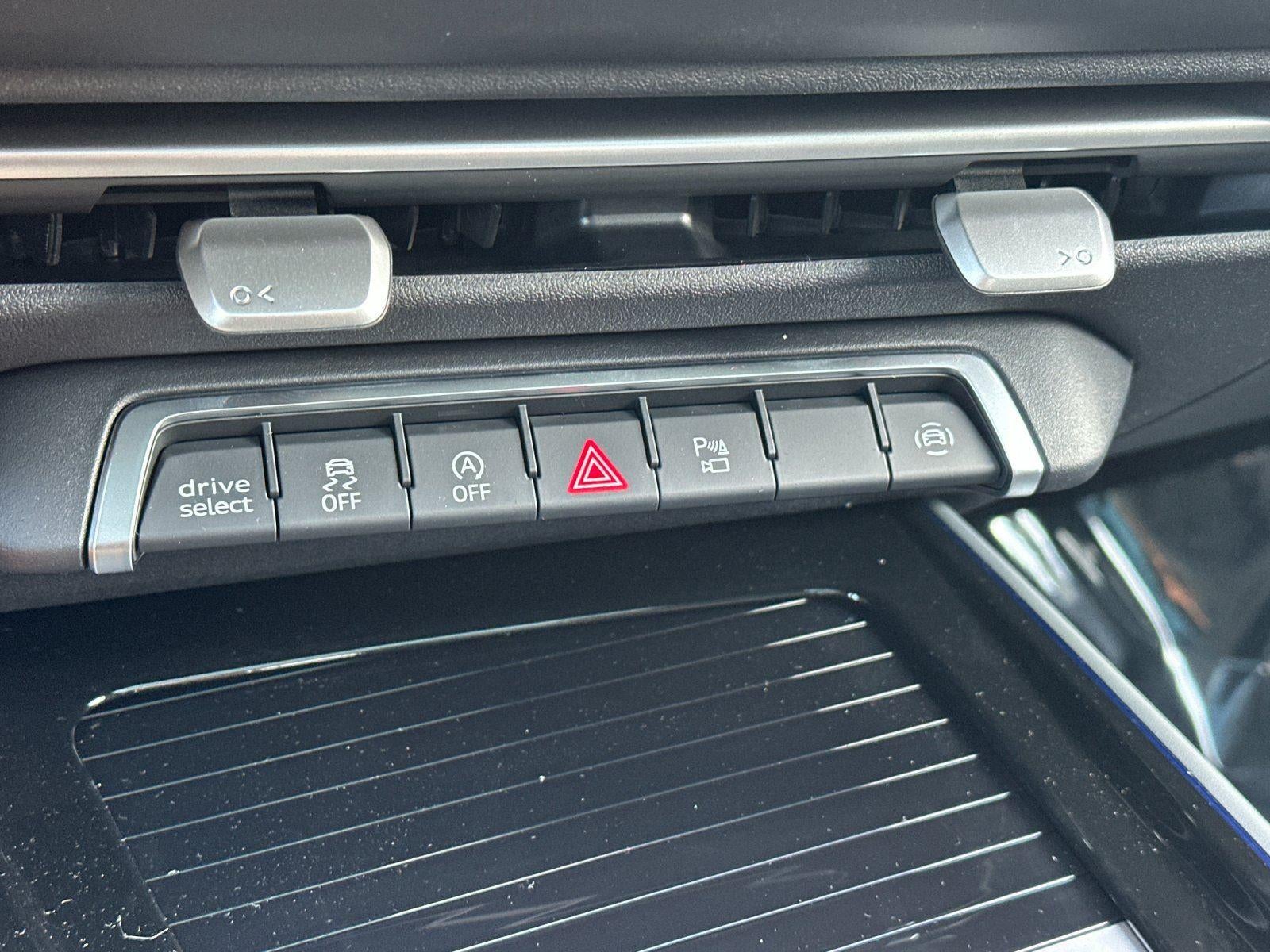 2026 Audi Q3 S line