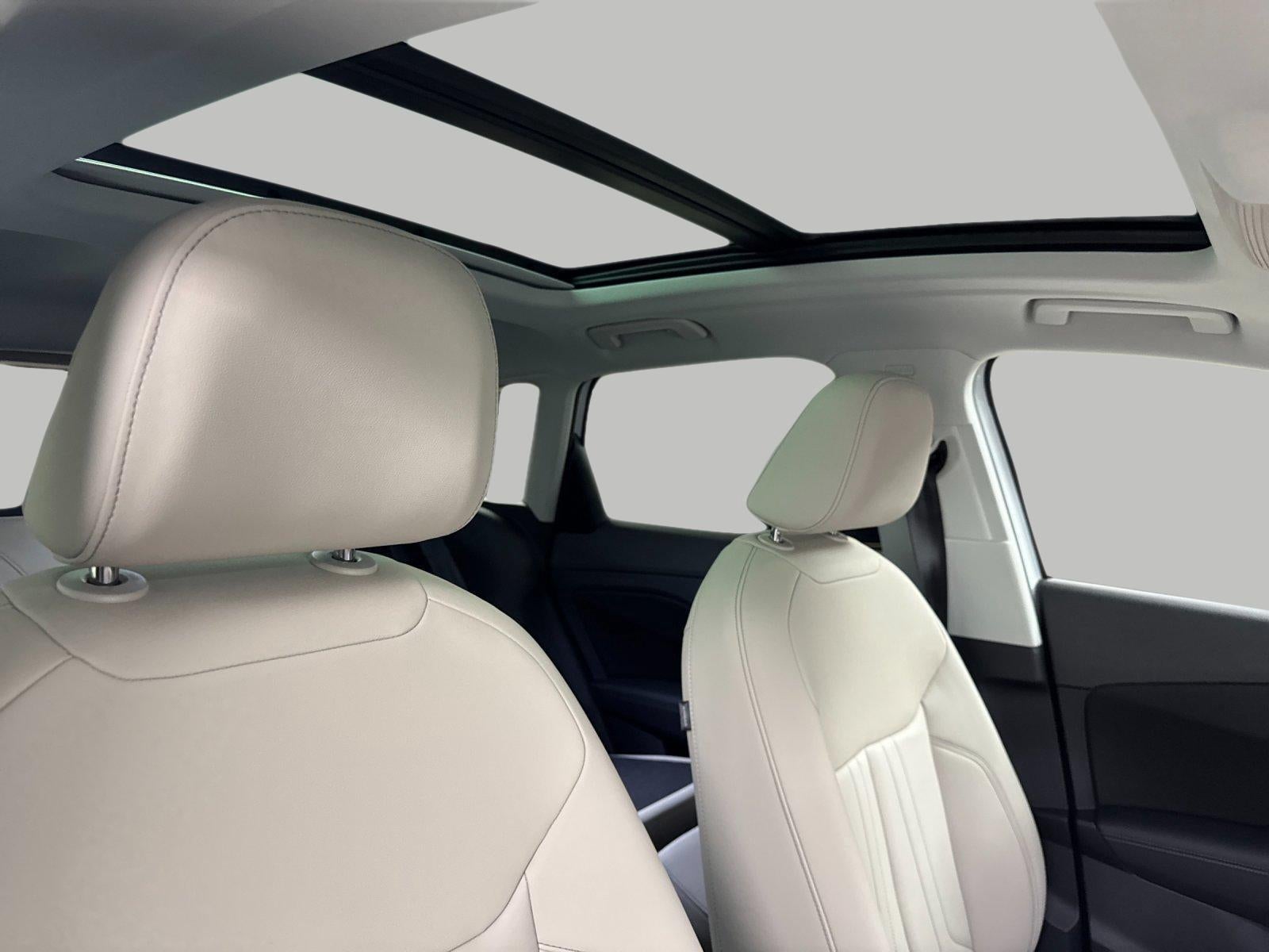 2026 Audi Q3 S line