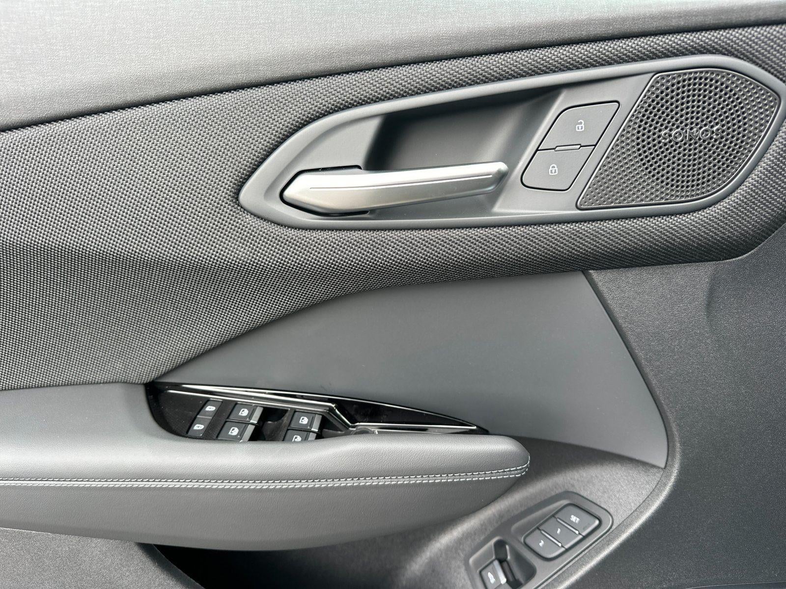 2026 Audi Q3 S line