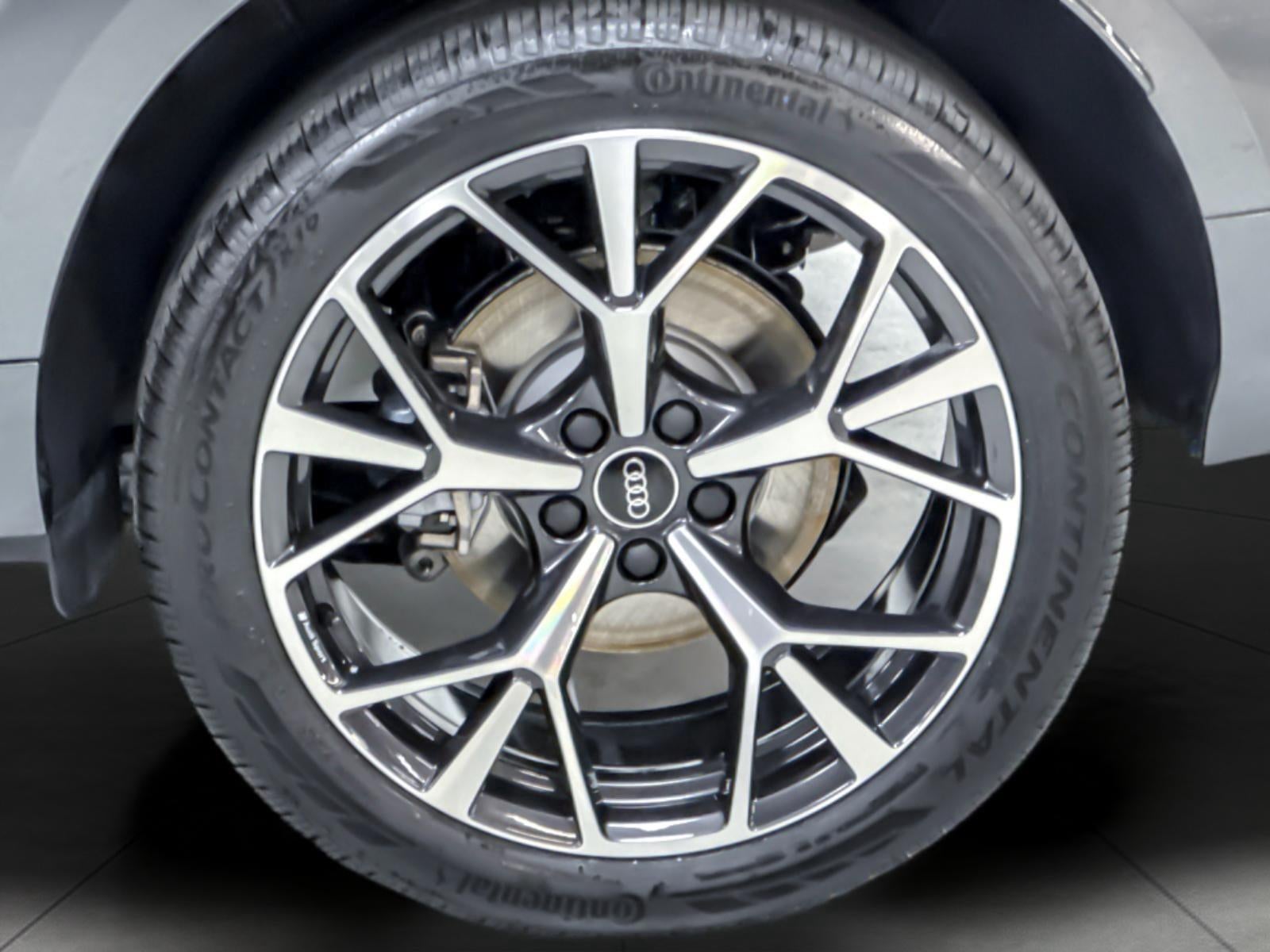 2026 Audi Q3 S line