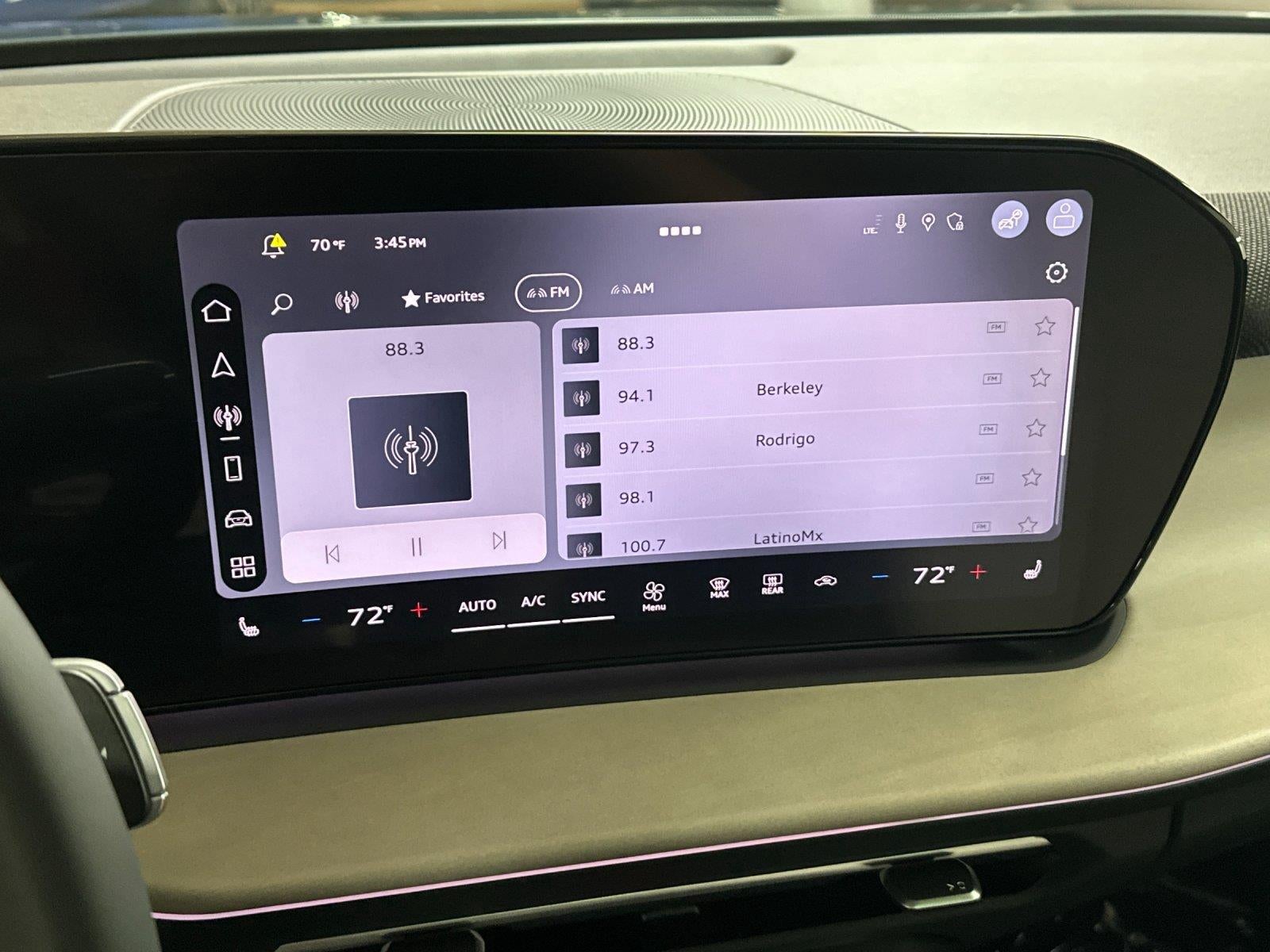 2026 Audi Q3 S line