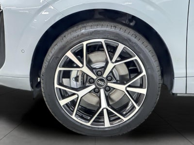 2026 Audi Q3 S line