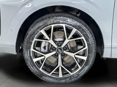 2026 Audi Q3 S line