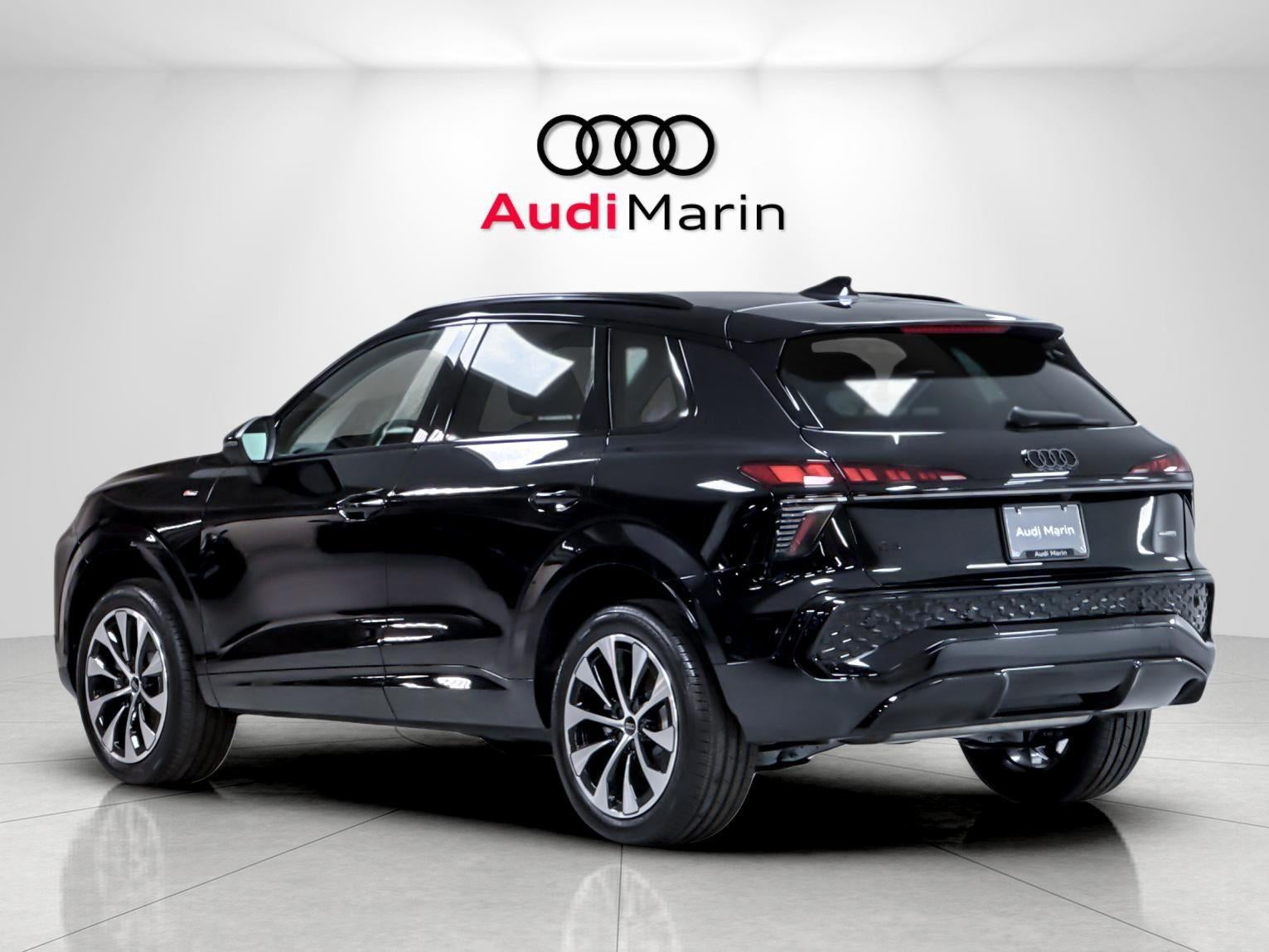 2026 Audi Q3 S line