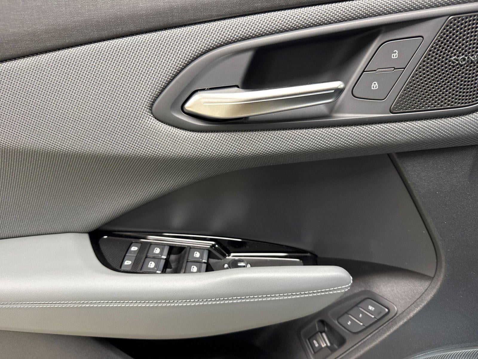 2026 Audi Q3 S line