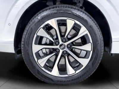 2026 Audi Q3 S line