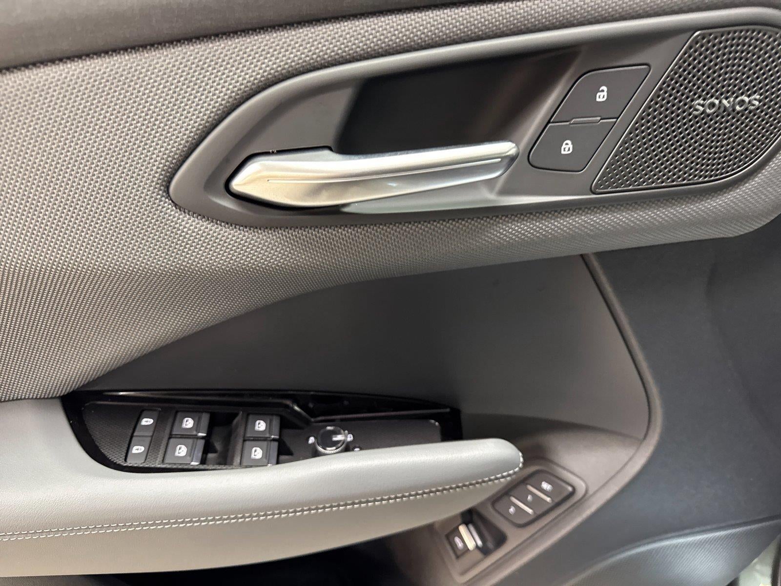 2026 Audi Q3 S line