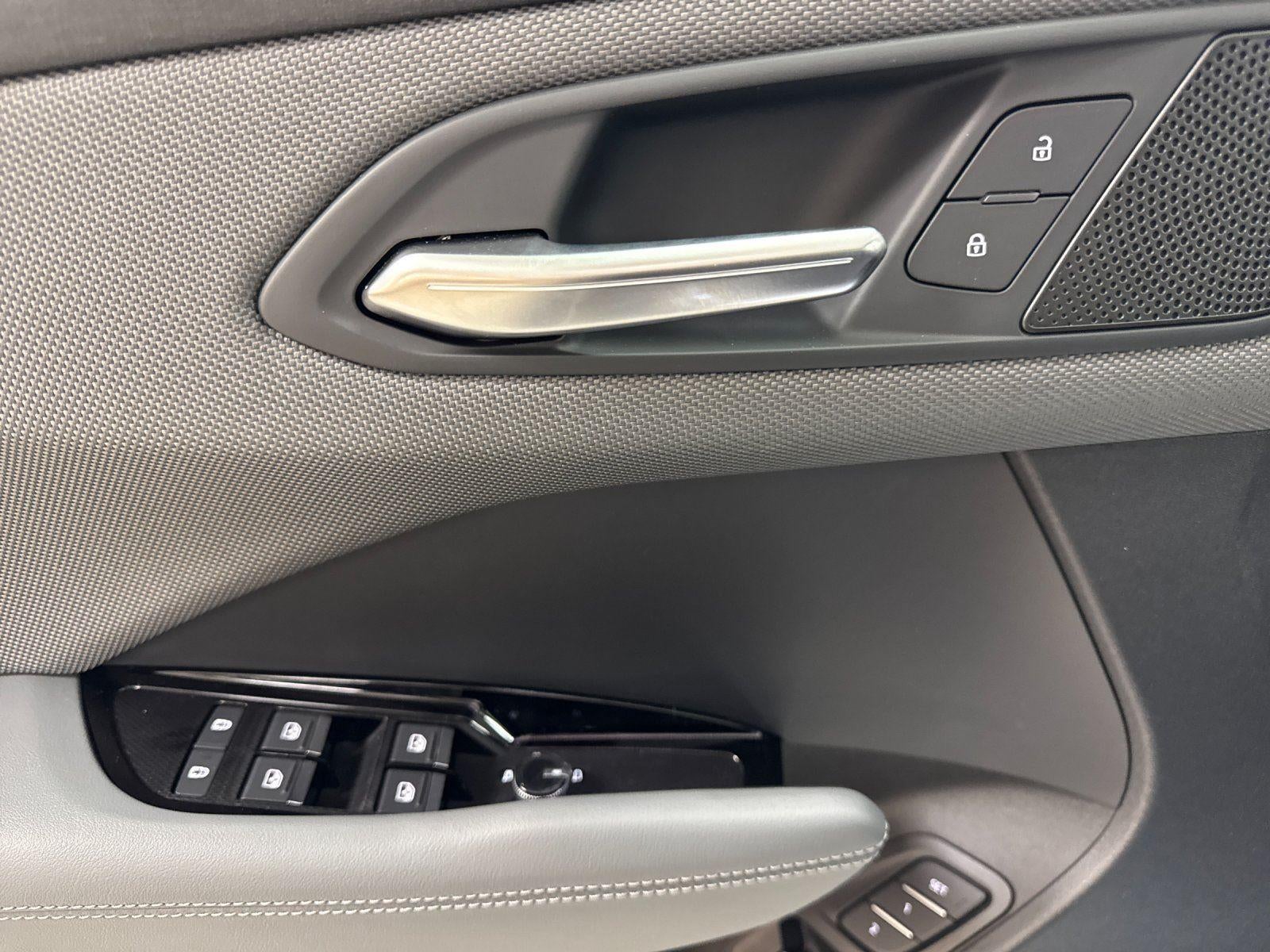 2026 Audi Q3 S line