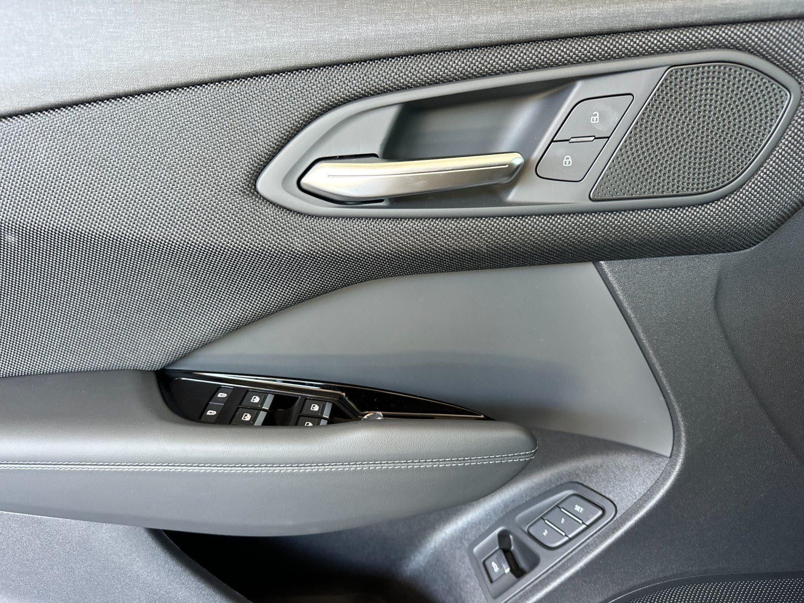 2026 Audi Q3 S line