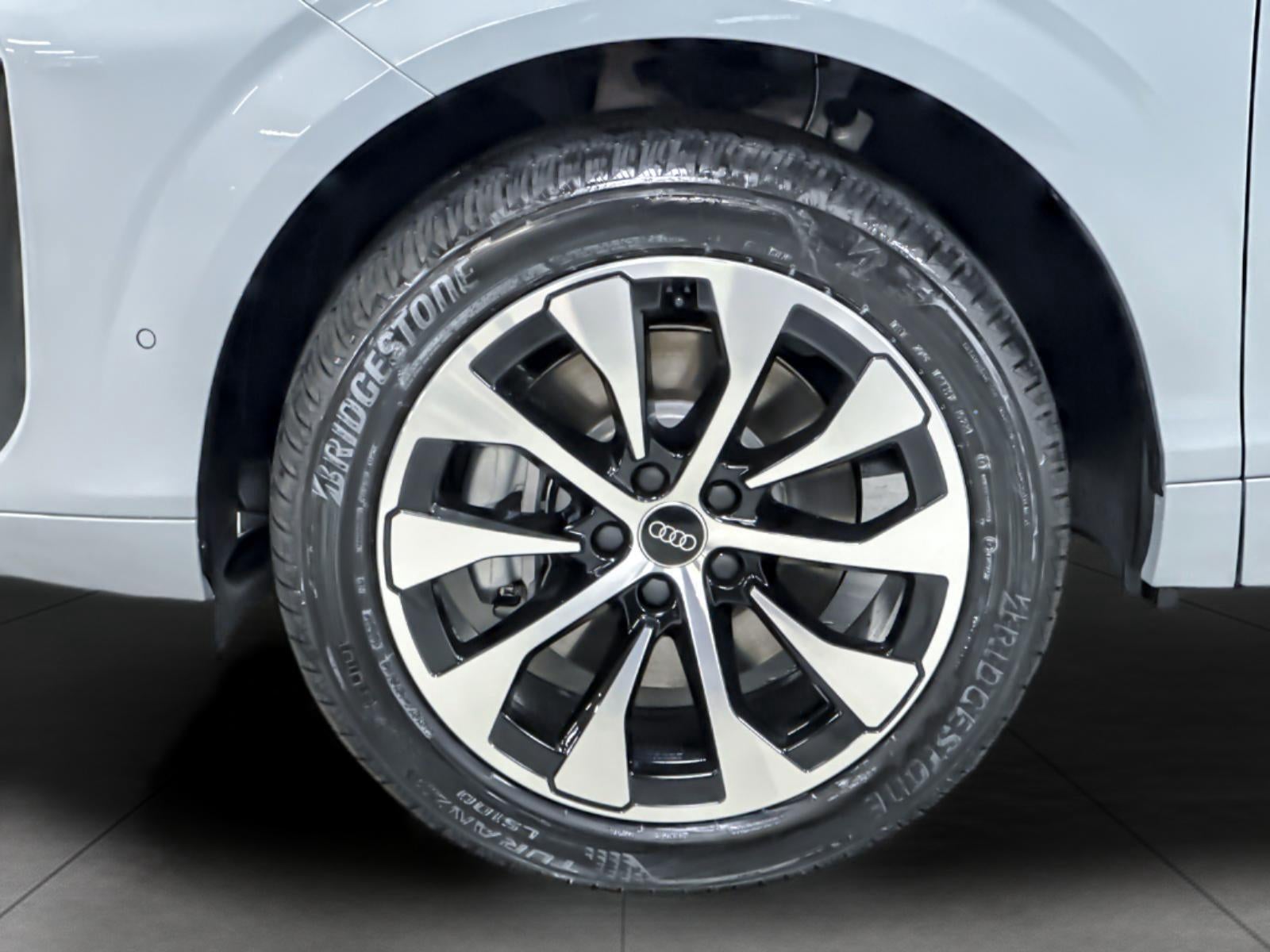2026 Audi Q3 S line