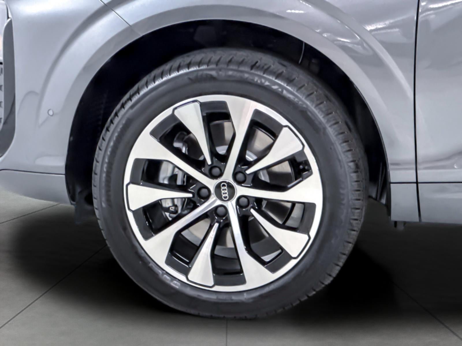 2026 Audi Q3 S line