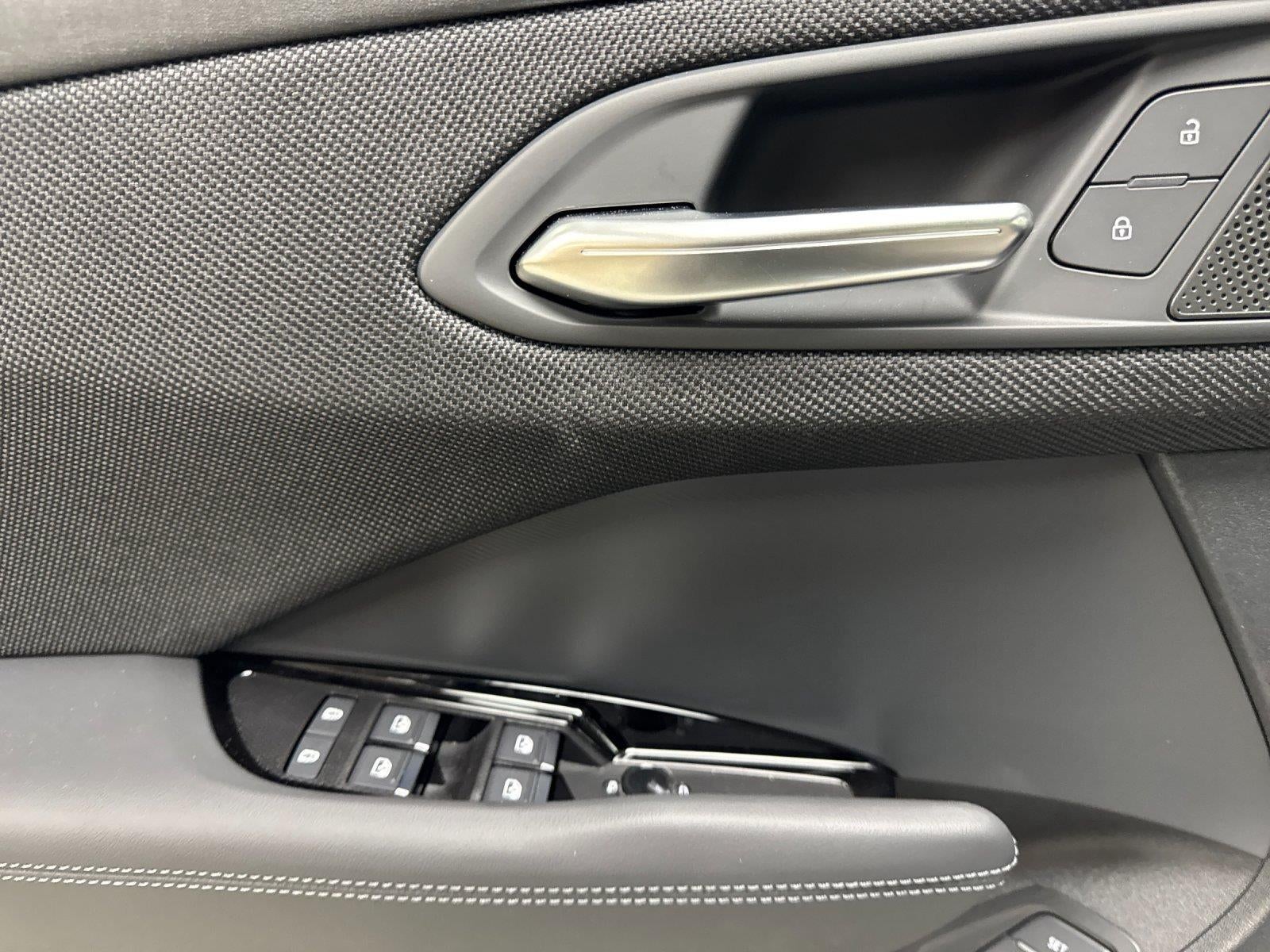 2026 Audi Q3 S line