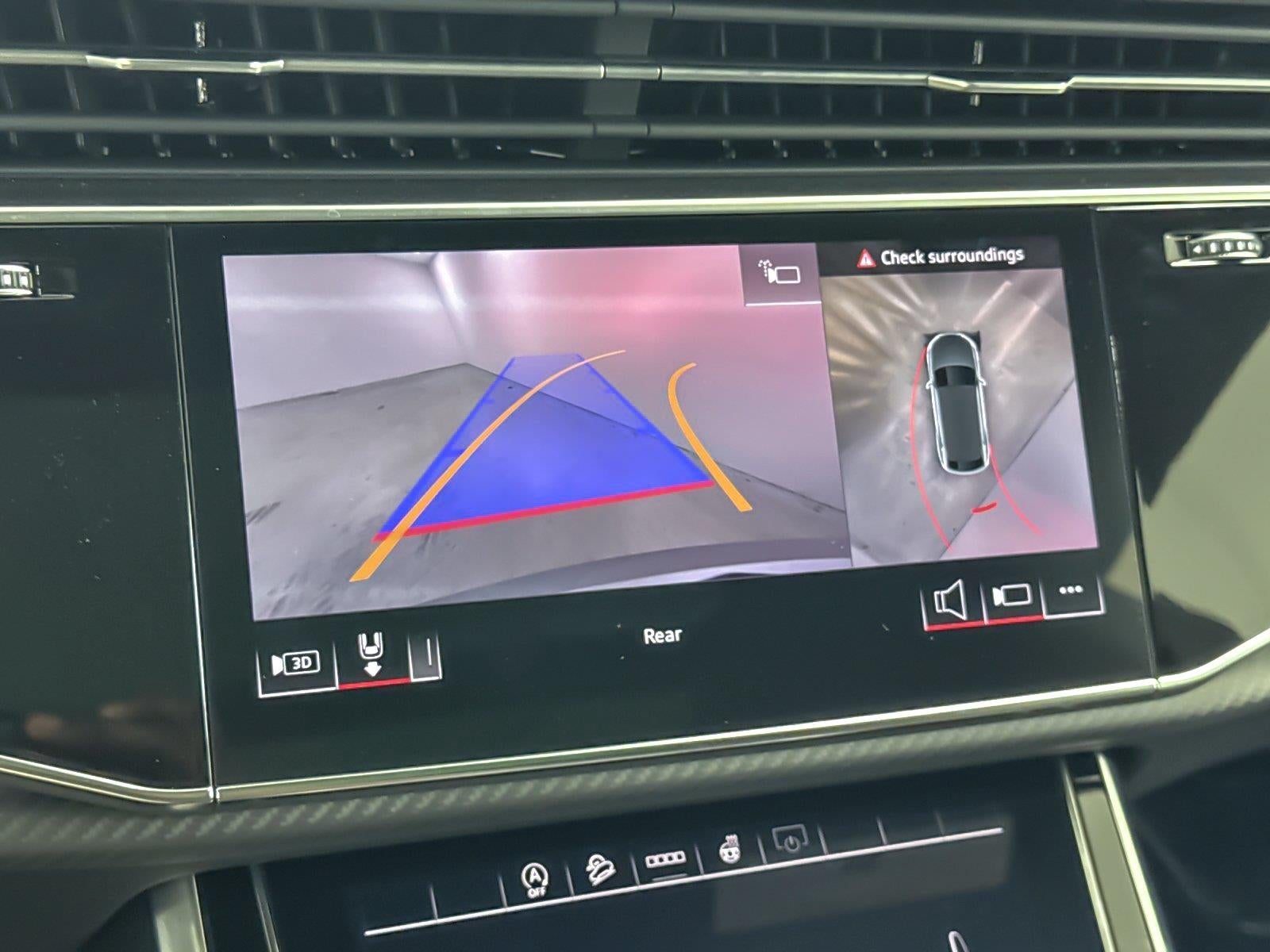 2026 Audi SQ8 Premium Plus