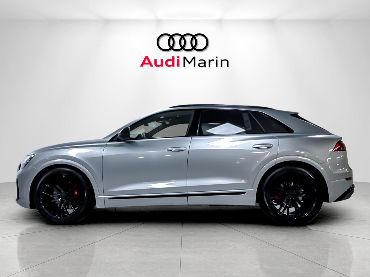 2026 Audi SQ8 Premium Plus