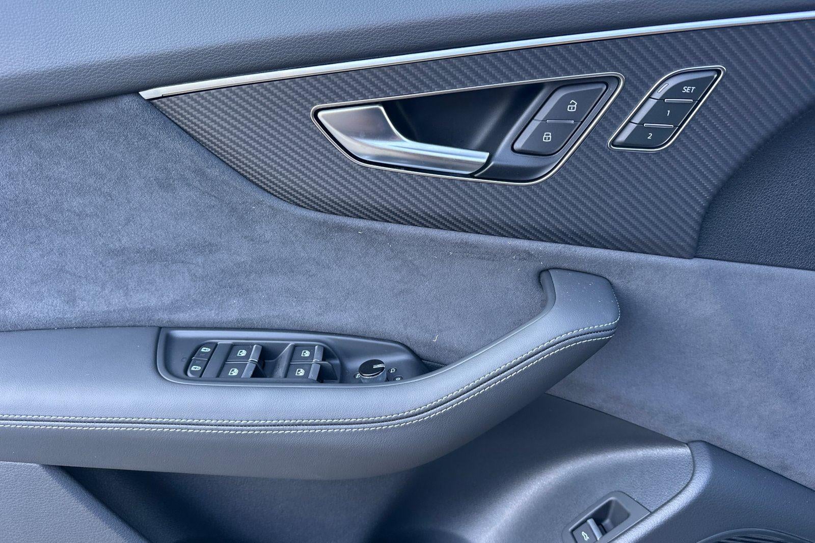 2026 Audi SQ8 Premium Plus