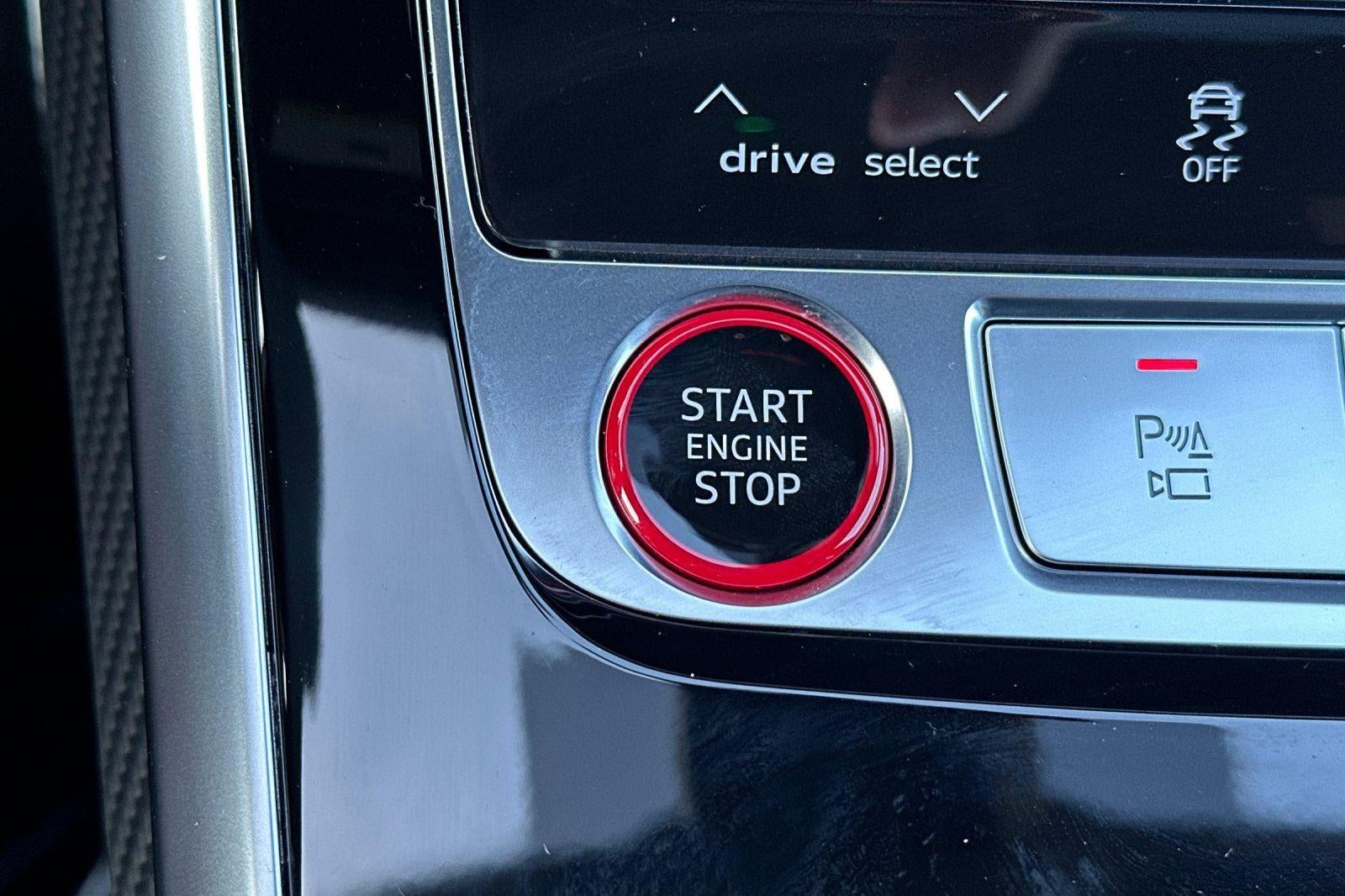 2026 Audi SQ8 Premium Plus