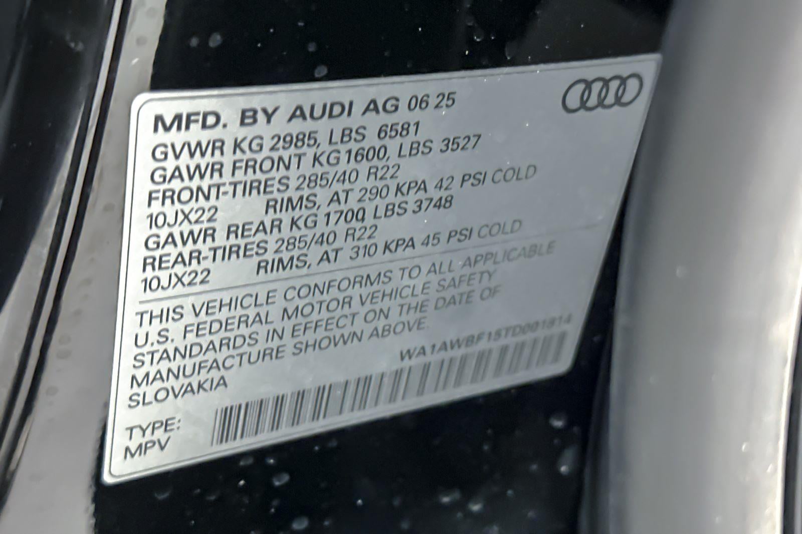 2026 Audi SQ8 Premium Plus