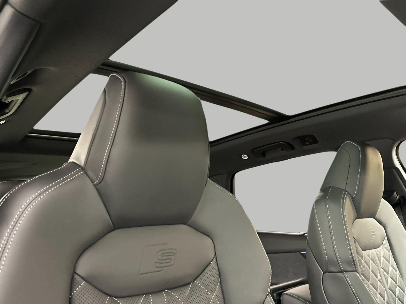 2026 Audi Sq7 Premium Plus