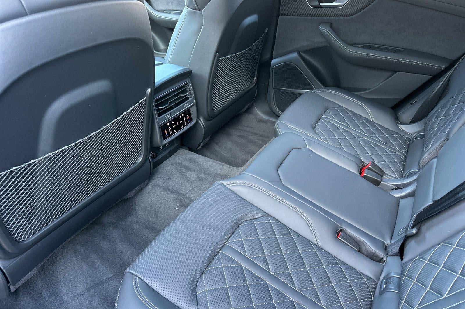 2026 Audi SQ8 Prestige