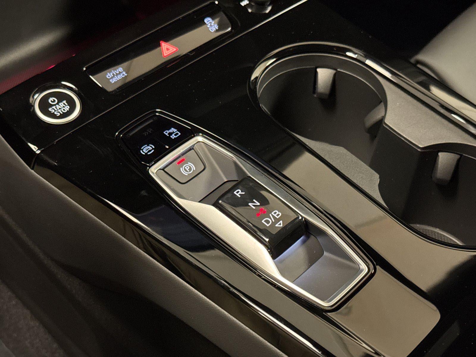 2027 Audi Q6 e-tron Sportback Premium Plus