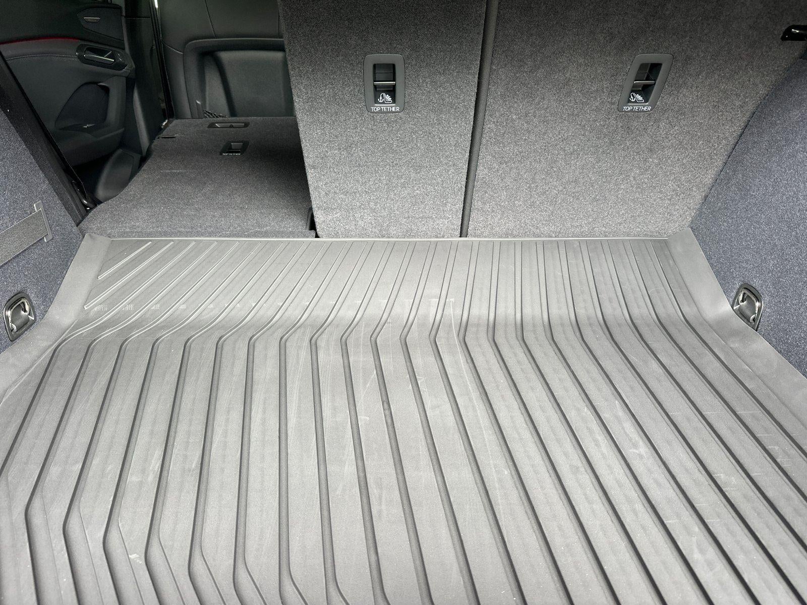 2027 Audi Q6 e-tron Sportback Premium Plus