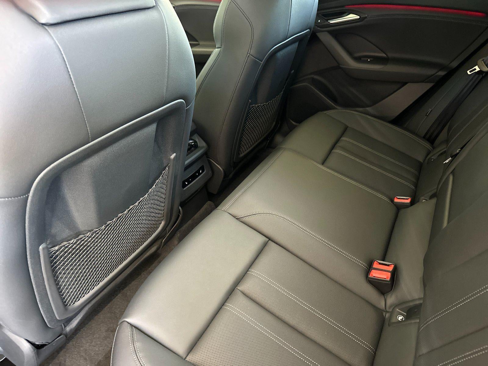 2027 Audi Q6 e-tron Sportback Premium Plus