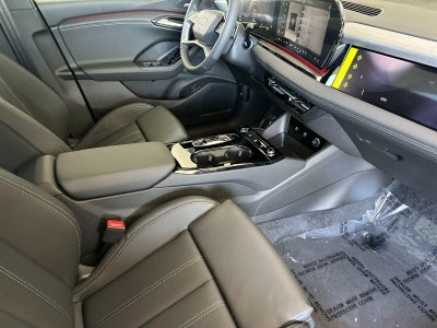 2027 Audi Q6 e-tron Sportback Premium Plus