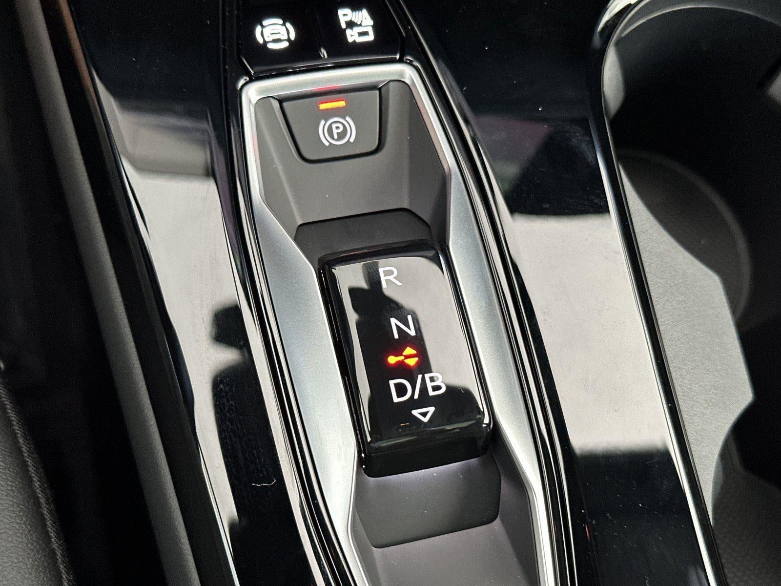 2027 Audi Q6 e-tron Sportback Premium Plus