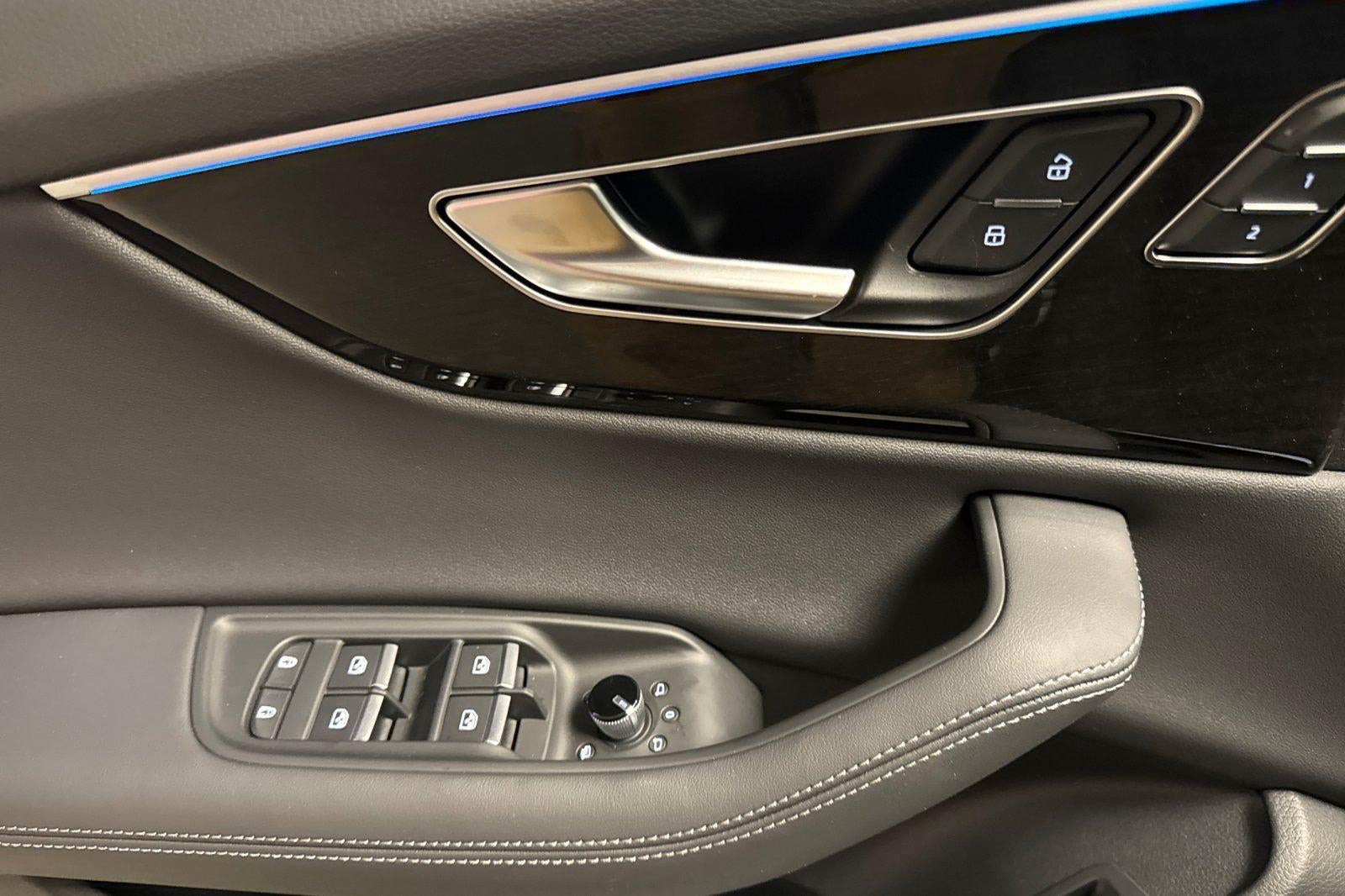 2026 Audi Q8 Premium Plus