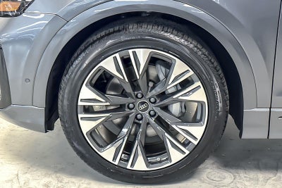 2026 Audi Q8 Premium Plus