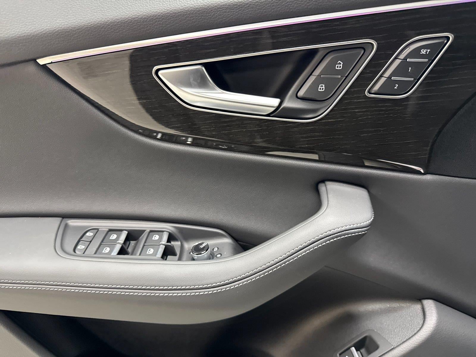 2027 Audi Q8 Premium Plus