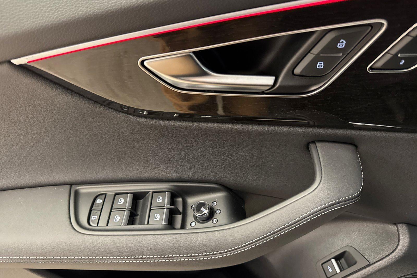 2026 Audi Q8 Premium Plus