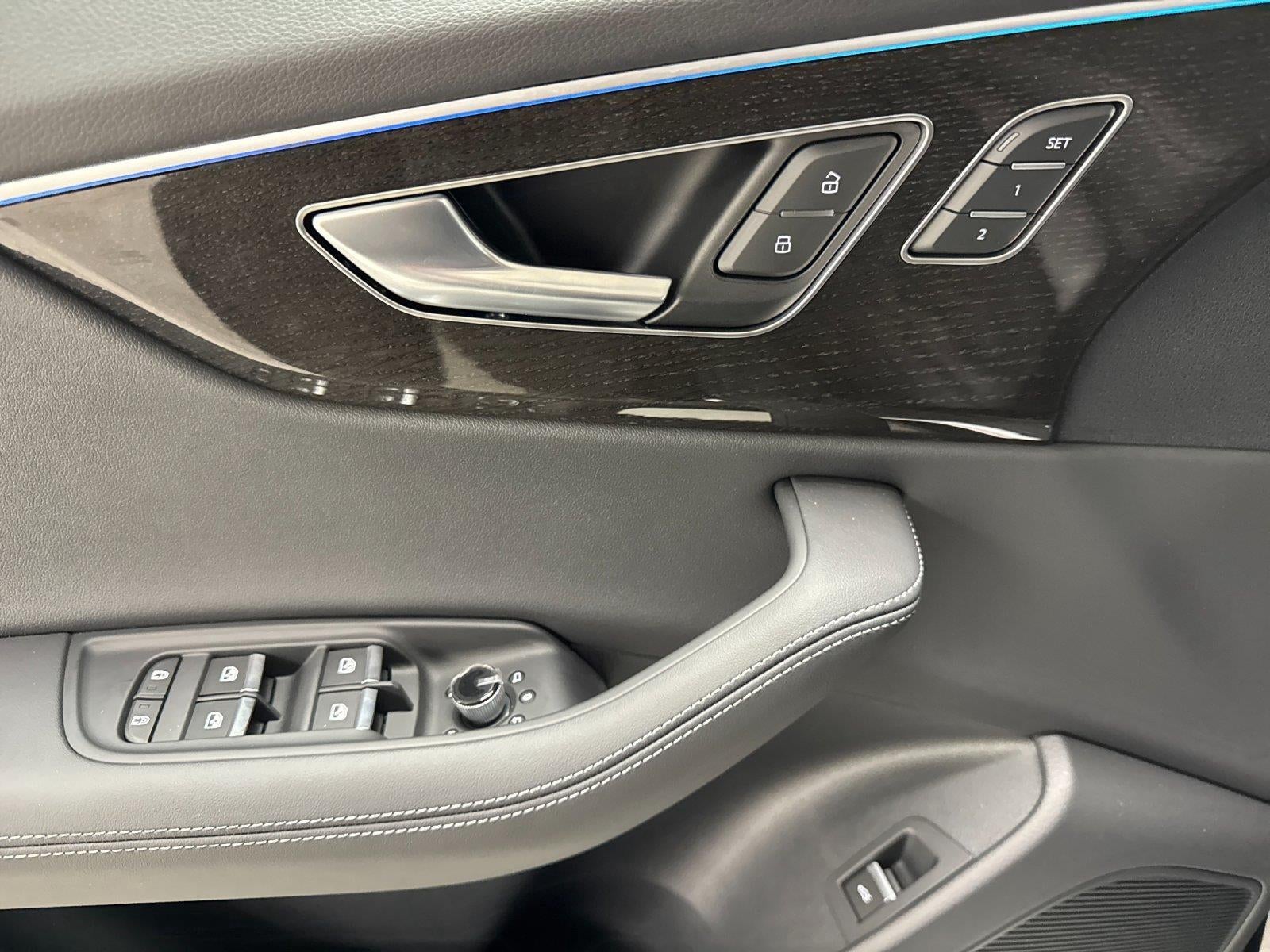 2027 Audi Q8 Premium Plus