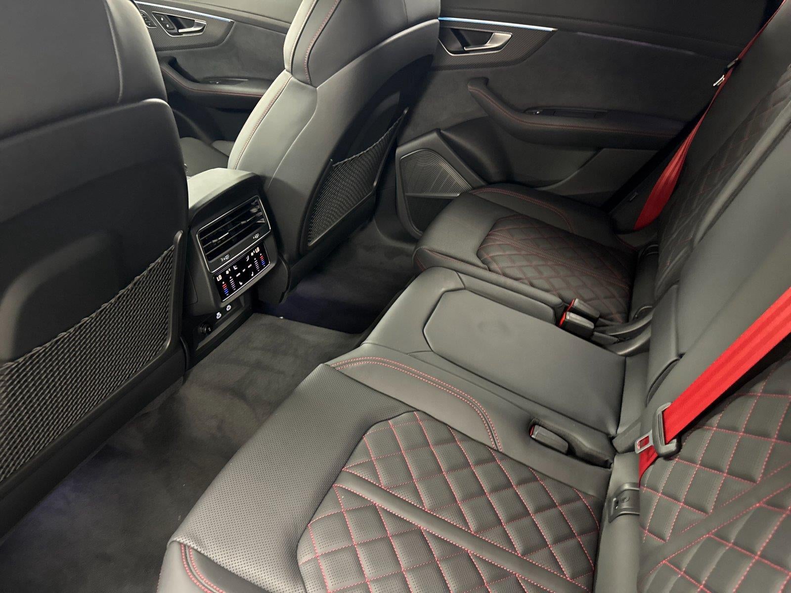 2026 Audi Q8 Prestige