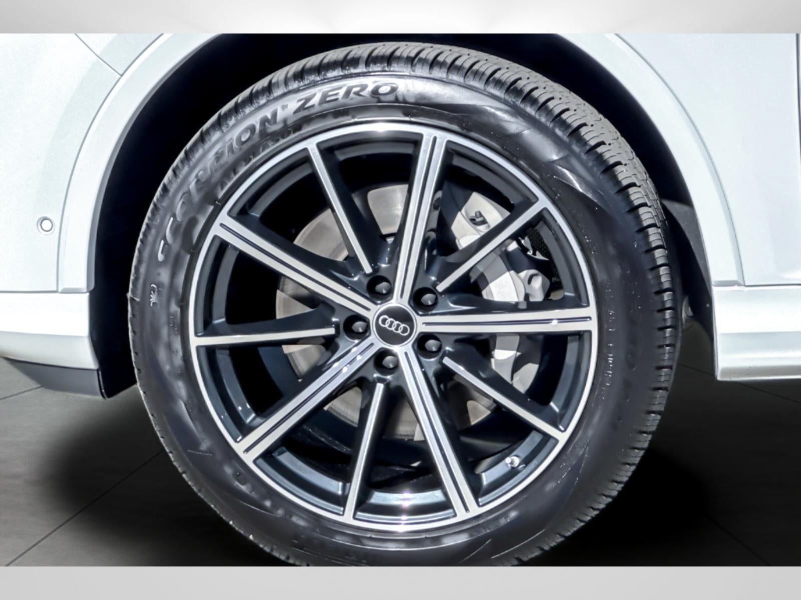 2026 Audi Q7 Premium Plus