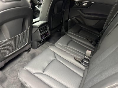 2026 Audi Q7 Premium Plus