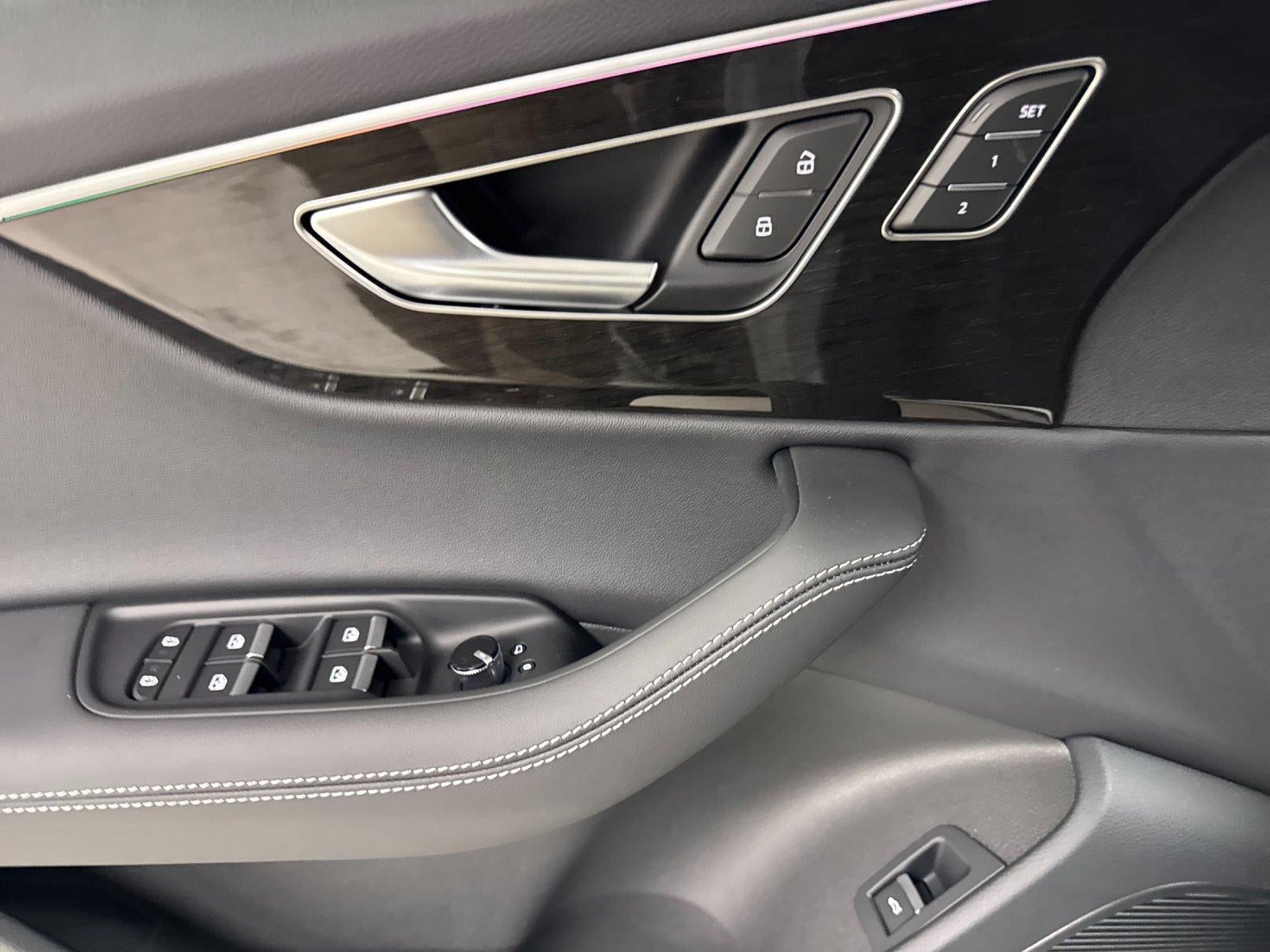2026 Audi Q7 Premium Plus
