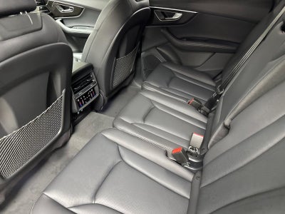 2026 Audi Q7 Premium Plus