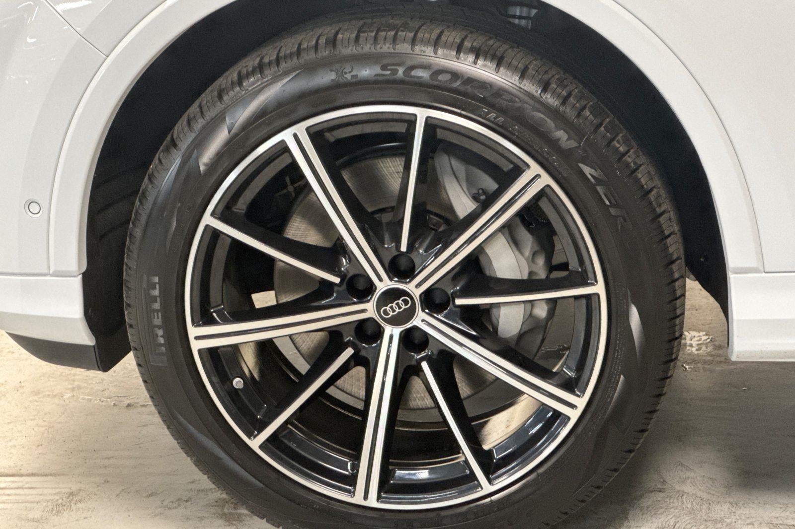 2026 Audi Q7 Premium Plus