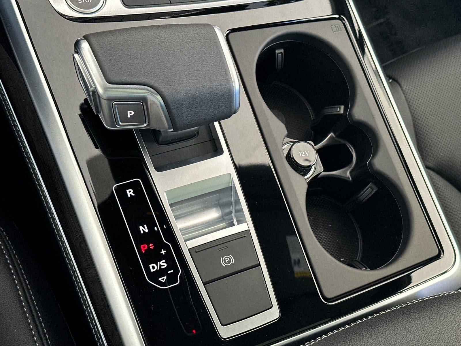 2026 Audi Q7 Premium Plus