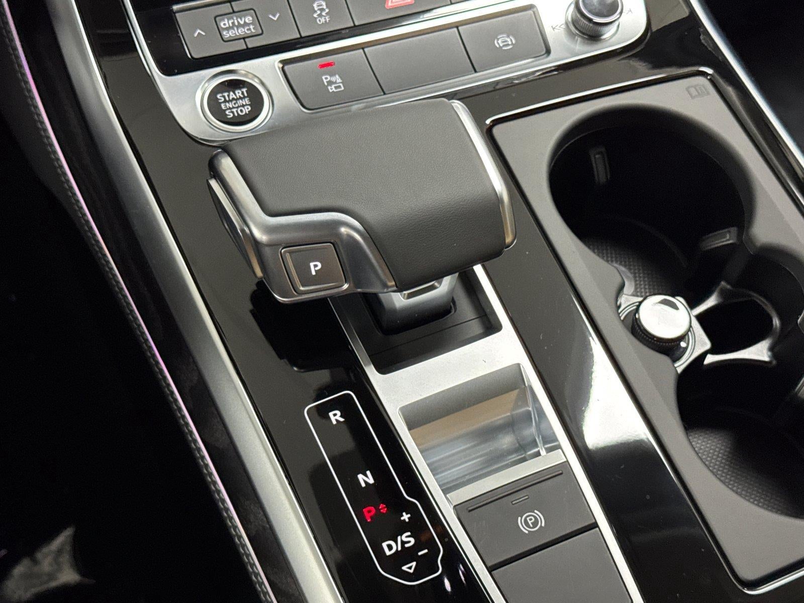 2026 Audi Q7 Premium Plus