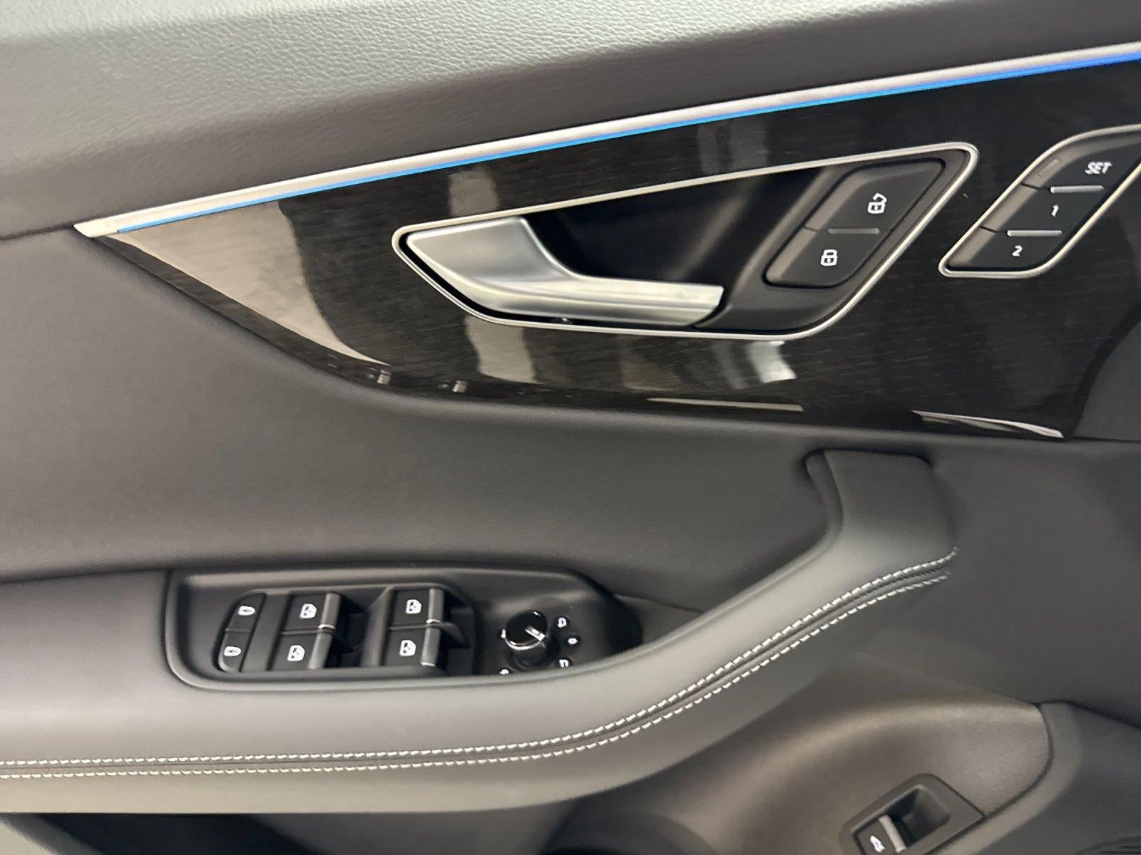 2026 Audi Q7 Premium Plus