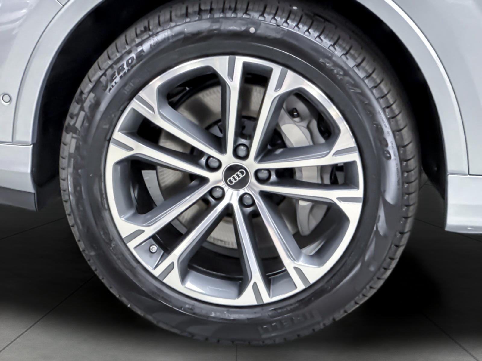 2026 Audi Q7 Premium Plus