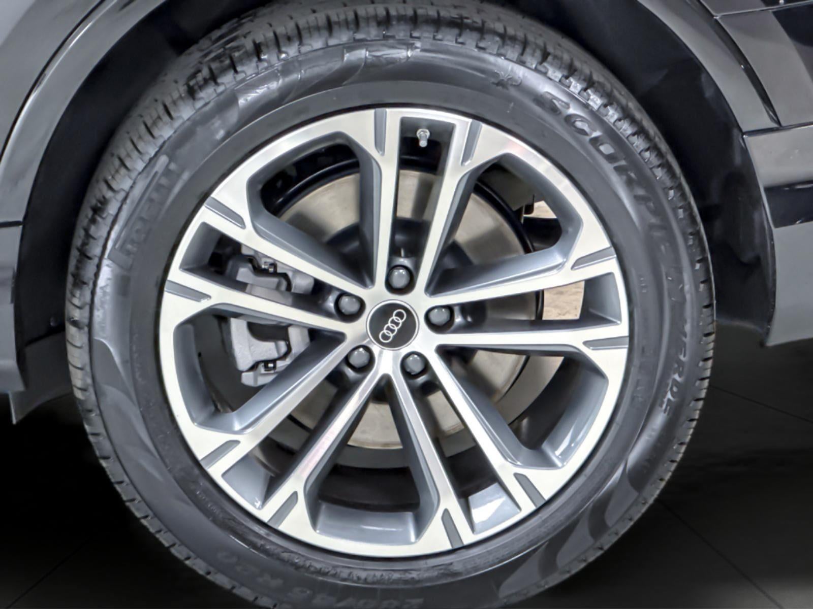 2026 Audi Q7 Premium Plus