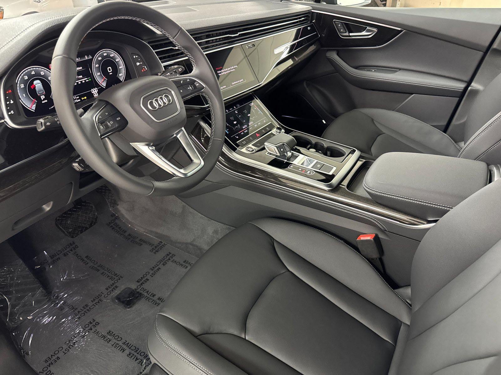 2026 Audi Q7 Premium Plus