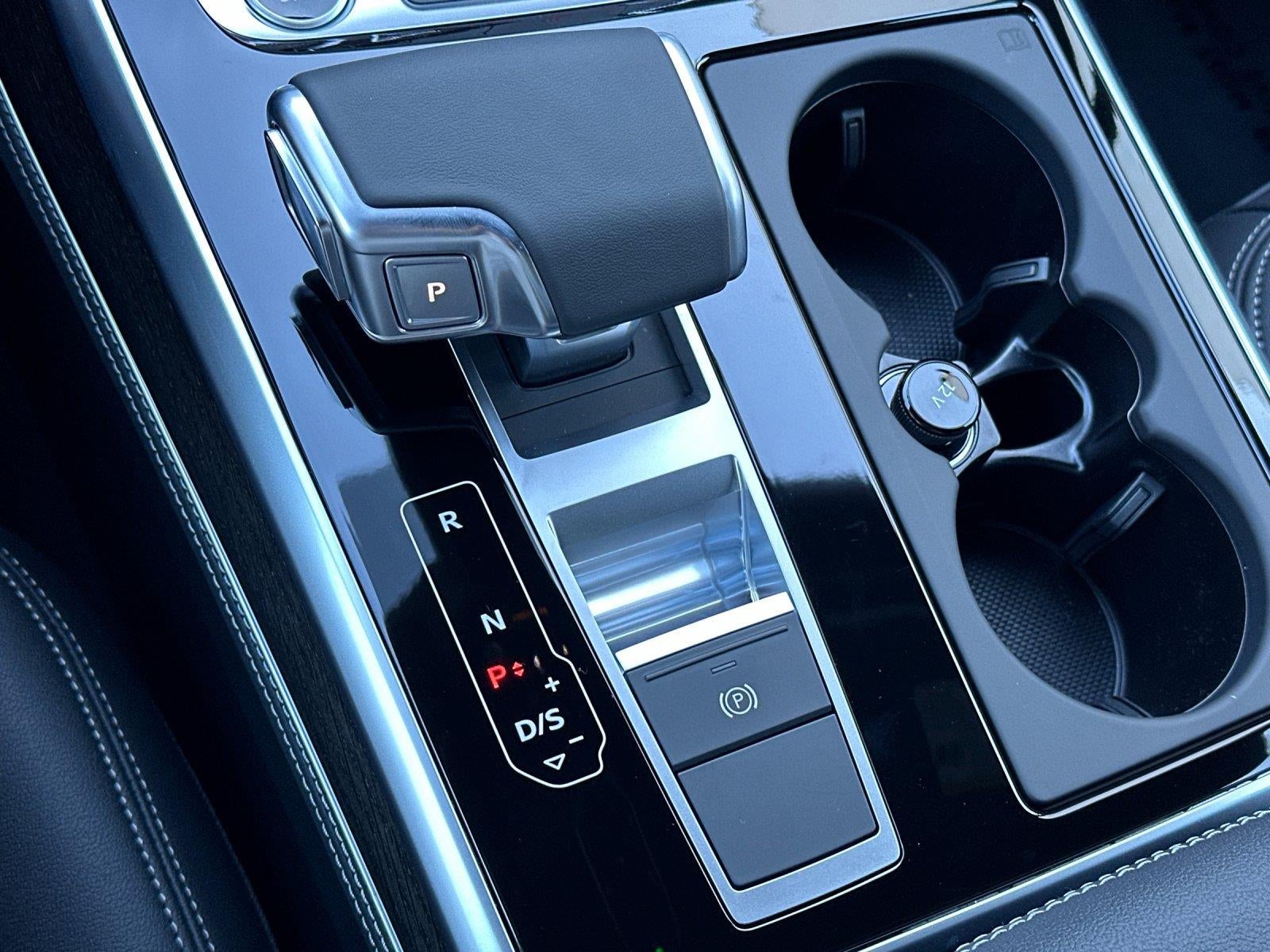 2026 Audi Q7 Premium Plus