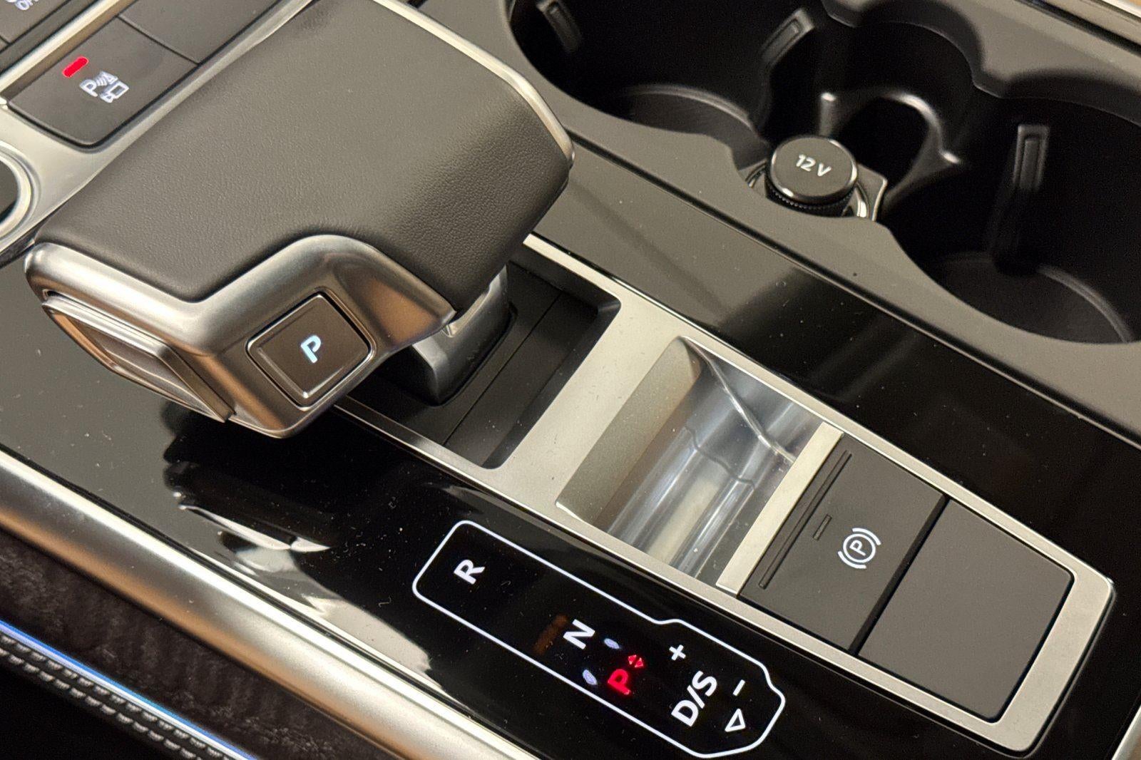 2026 Audi Q7 Premium Plus